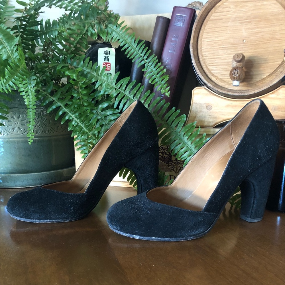 JB black heels